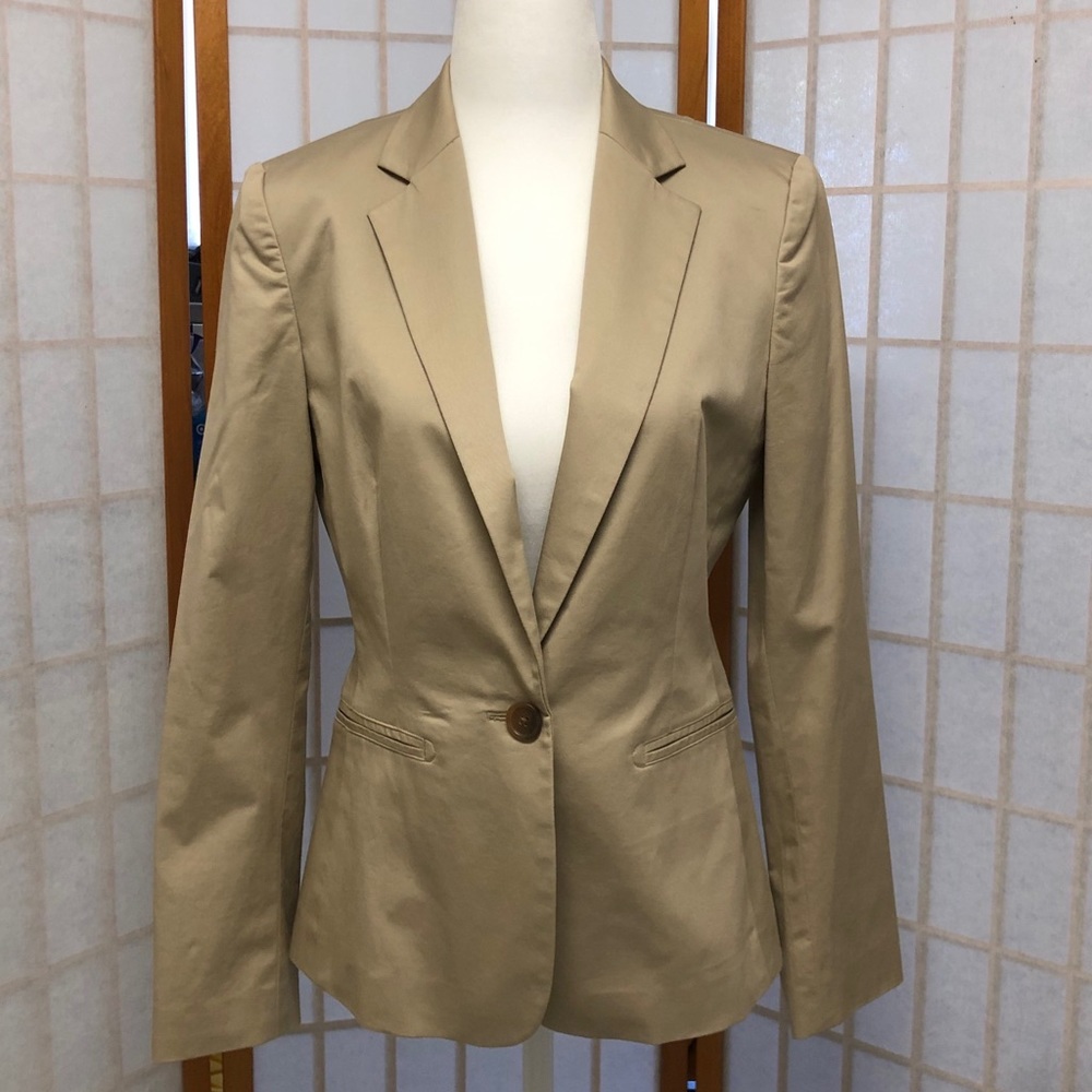 Banana Republic Suit Size 4